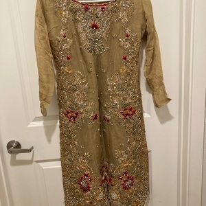 Fancy Desi Indian Pakistani Shalwar Kameez green/gold with red work